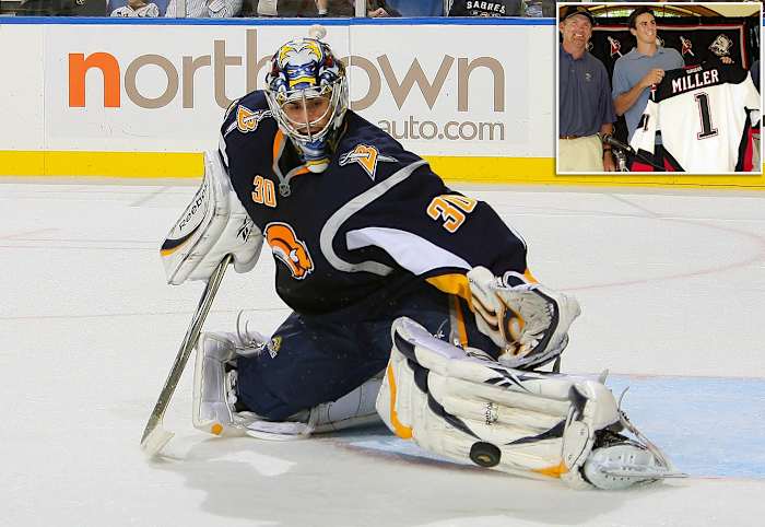 Ryan-Miller-2009-2002-signing.jpg